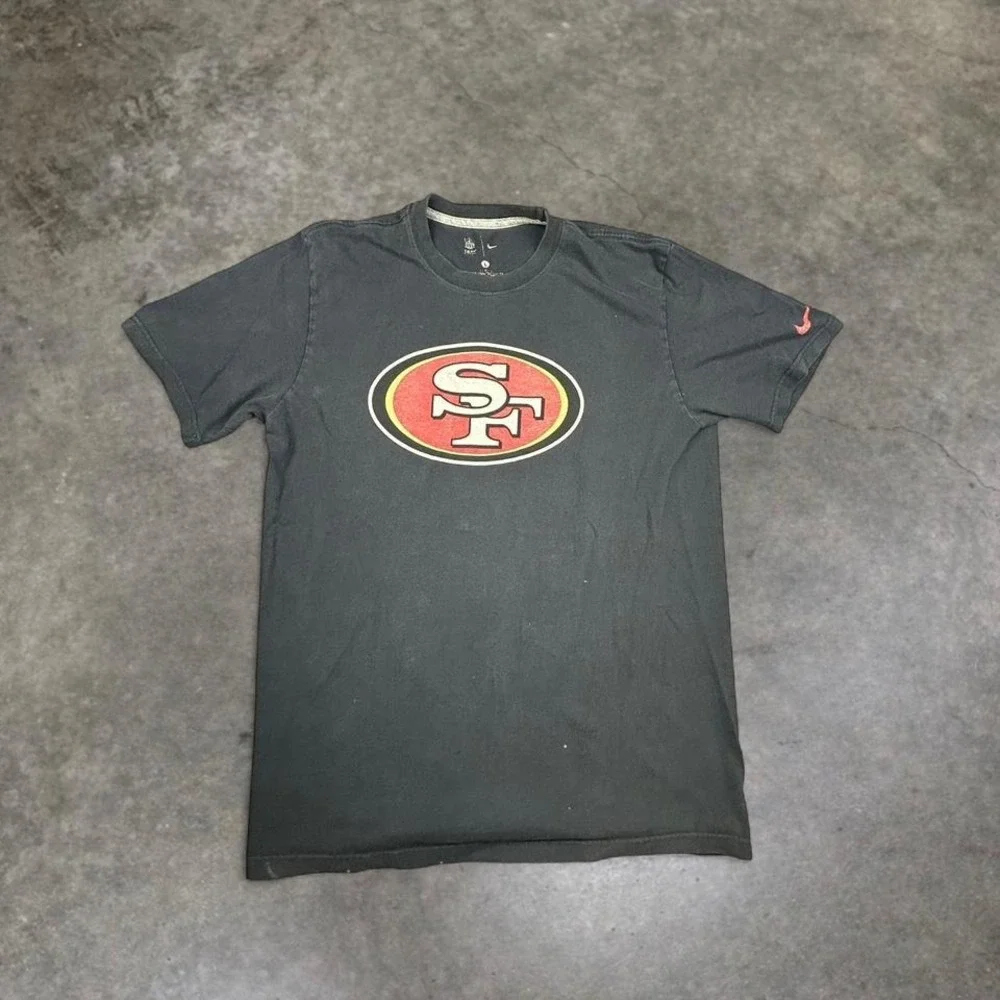 Nike San Francisco 49ers T-Shirt Mens Large Black NFL‎ Center Logo Y2K Skater